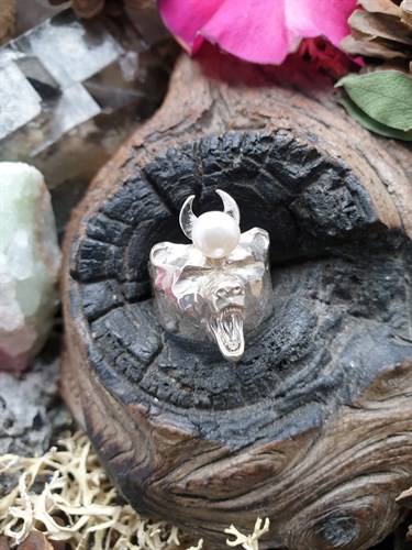 Кольцо медведида-берегиня с белой жемчужиной большое КольМБ3 - фото 9293