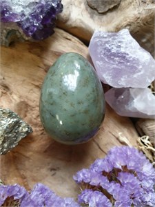 Нефрит крапчатый средний нкс16