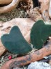 Гуаша из зеленого нефрита сердечко малое Арт. нгуам - фото 5169
